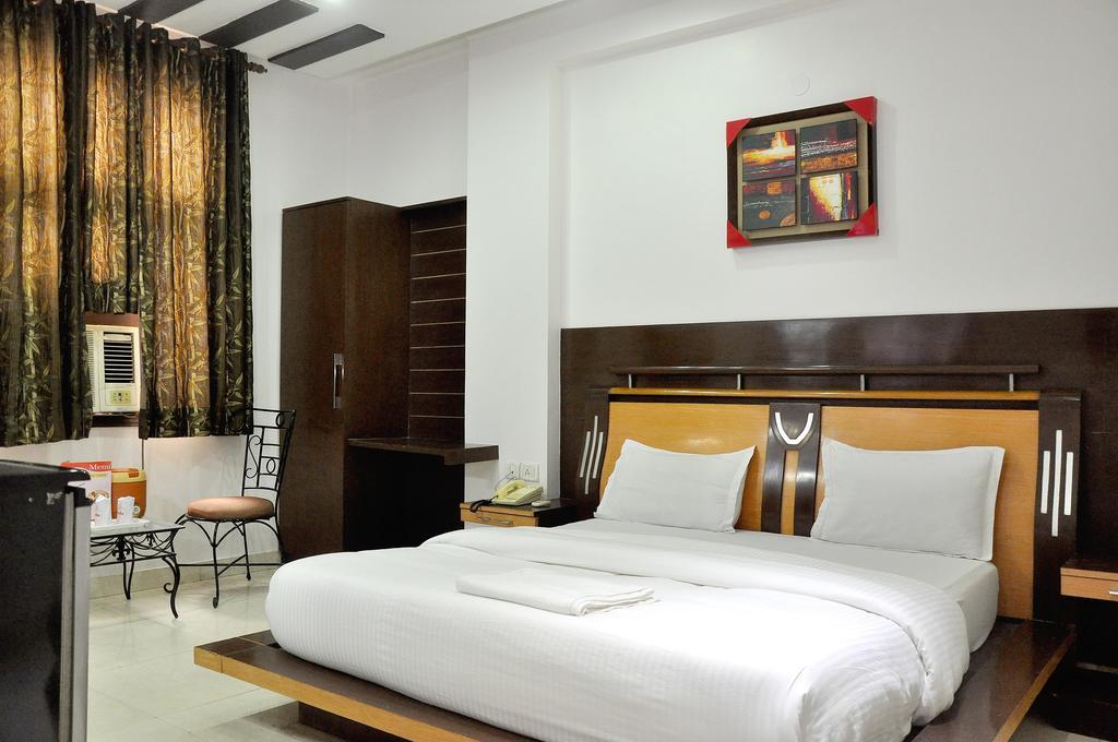 Adb Rooms Hotel Indo Continental Nuova Delhi Esterno foto